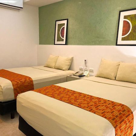 Hotel Los Cocos Chetumal Bagian luar foto