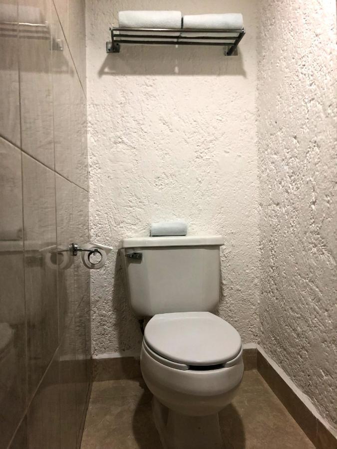 Hotel Los Cocos Chetumal Bagian luar foto