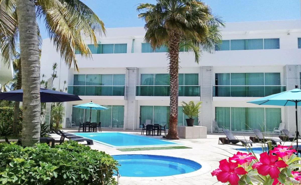 Hotel Los Cocos Chetumal Bagian luar foto